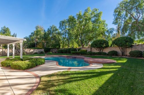 29534 Meadowmist Way, Calabasas, CA 91301-4403
