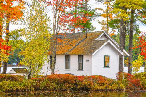 177 Crotched Pond Rd, Bridgton, ME 04009-3569