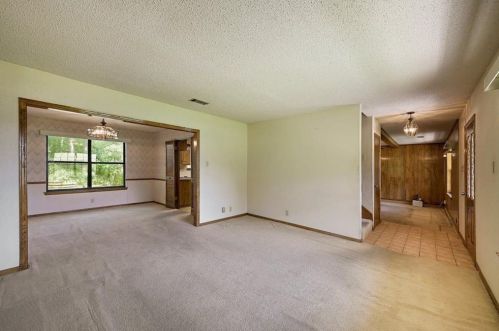 1500 Ben Crenshaw Way, Austin TX  78746-6120 exterior