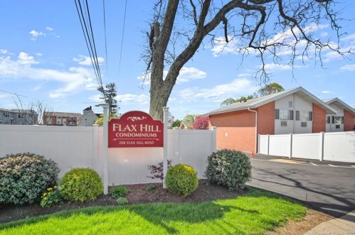 208 Flax Hill Rd, Norwalk CT  06854-2899 exterior