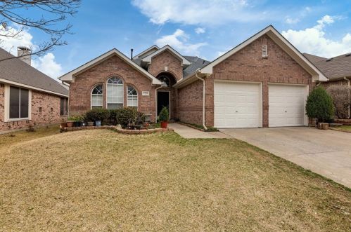5329 Stillwater Dr, Fort Worth, TX 76137-3910