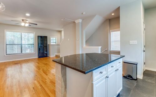 3827 Birkdale Dr, Fort Worth TX  76116-5895 exterior