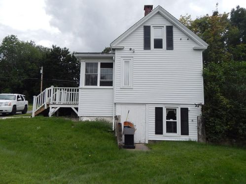 149 Ridge Rd, Fairfield, ME 04937-3325