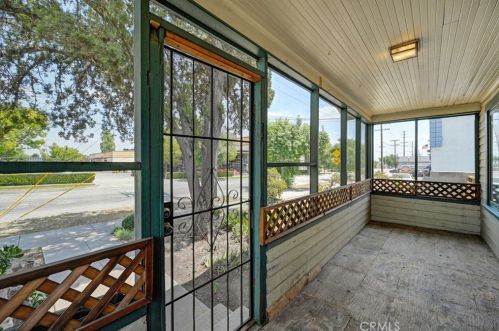 163 Campus Ave, Upland CA  91786-6830 exterior