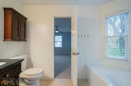 1901 Defoors Xing, Atlanta GA  30318-2337 exterior