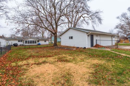 791 Locust St, Swygert IL  61764-1320 exterior
