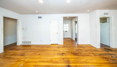 1704 Edna Dr, Santa Ana CA 92706-2424 exterior