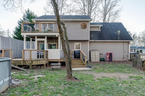 5265 Oaks Landing Ct, Buford, GA 30518-4516