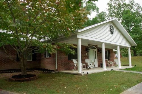 9396 Summers Rd, Rogers, AR 72756-8519