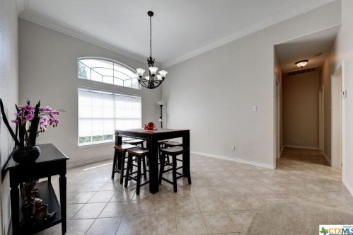 115 Parkridge Cir, Seguin TX 78155-7157 exterior