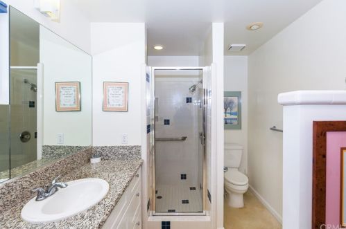 2025 Mt Vernon Ave, Riverside CA  92507-2528 exterior