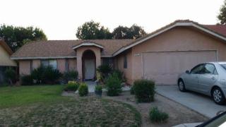 3674 Phillip Ave, Clovis, CA 93612-5868