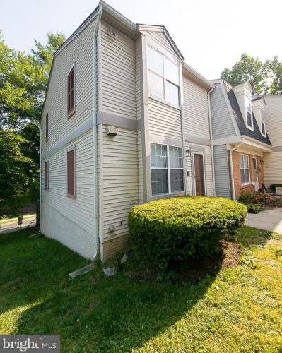 5806 Bridgetown Ct, Springfield, VA 22015-2809