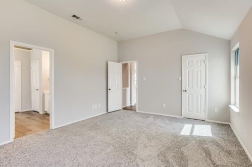 5720 Barrier Reef Dr, Fort Worth TX  76179-7551 exterior