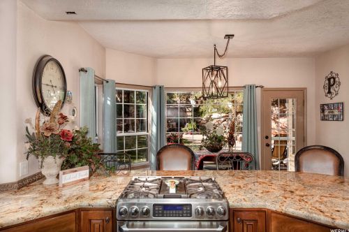 2238 1950, Saint George UT 84790-6237 exterior