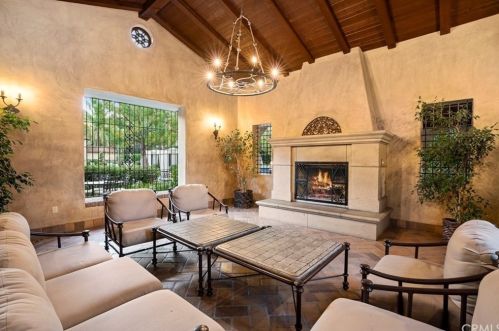 74 Bower Tree, Irvine CA  92603-0104 exterior