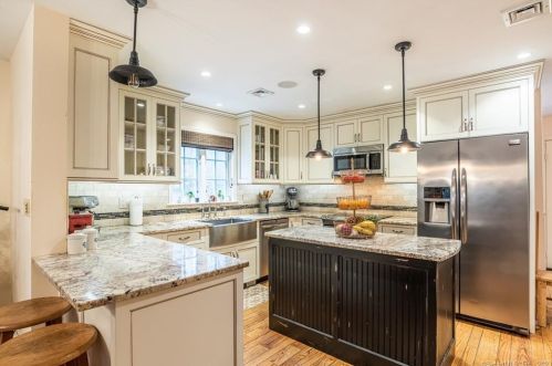 45 Whispering Pine Rd, Upper Stepney CT  06468-1430 exterior