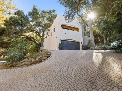25640 Wildwood Dr, Calabasas, CA 91302-2241