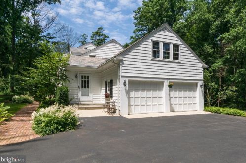 37 Ridgeview Rd, Princeton NJ  08540-7666 exterior