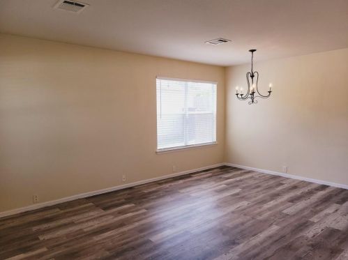 257 Catalpa Dr, Uhland TX  78640-5840 exterior