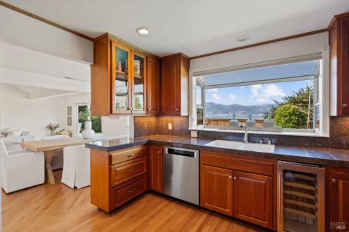 6 Las Palmas Way, Tiburon, CA 94920-1579