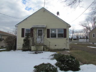 115 Garry St, Manville, NJ 08835-2523