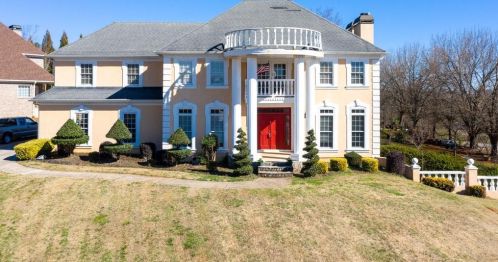 2200 Sidney Dr, Gainesville, GA 30506-1169