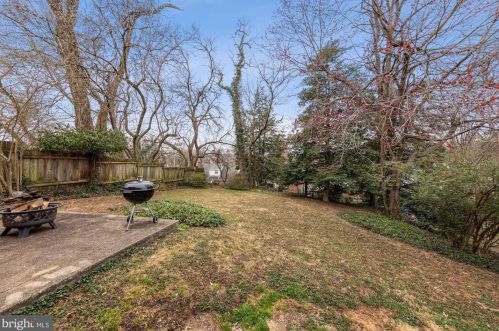 9408 Ocala St, Silver Spring MD 20901-3049 exterior