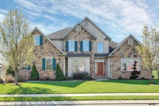 190 Ridgefield Dr, York, PA 17403-5028