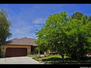 9898 Falconview Dr, Sandy UT  84092-3955 exterior