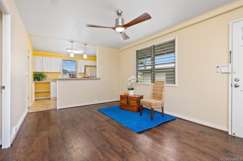 1715 Akina St, Honolulu HI  96819-4076 exterior
