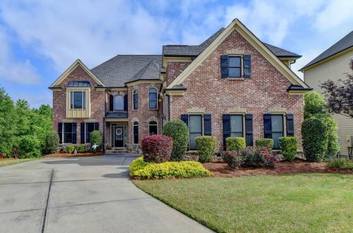 2681 Moon Chase Ln, Buford, GA 30519-5366
