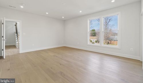 7302 Dickenson St, Springfield VA  22150-4014 exterior
