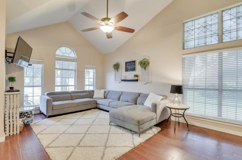 1531 Stratford Dr, Midlothian, TX 76063-3357