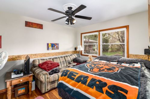 217 Maplewood Dr, Sycamore IL  60178-1237 exterior