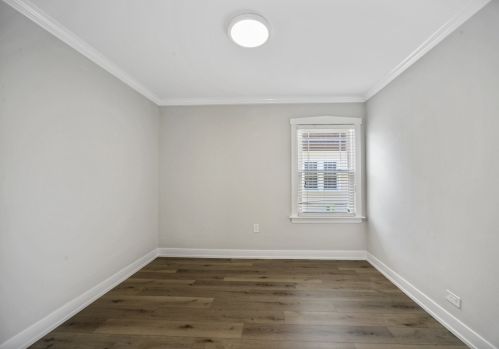 6534 Ebinger Dr, Niles IL 60714-4435 exterior