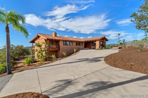 15718 Fruitvale Rd, Valley Center, CA 92082-6103