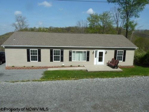 53 Ebenklein Ln, Morgantown WV  26508-8500 exterior