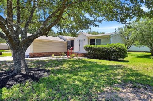 16458 Kyle Reid Ct, Conroe TX  77302-8008 exterior