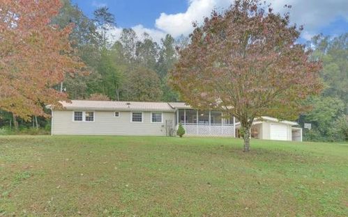 4775 Pisgah Rd, Andrews, NC 28901-7307