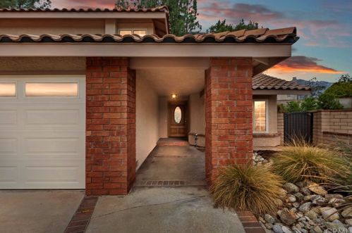 1325 Ruth Way, Upland, CA 91784-1562