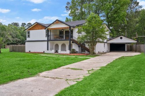 302 Brook Hollow Dr, Conroe TX  77385-9101 exterior