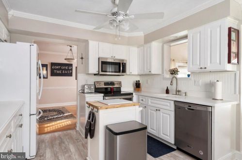 255 Baskerville Ct, Severna Park MD 21146-2125 exterior