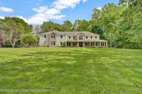 5 Cindy Ln, Holmdel Village, NJ 07733-2026