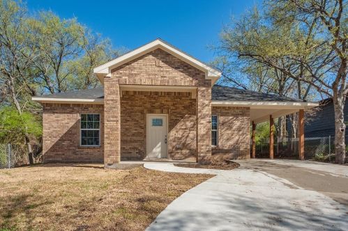 5908 Helmick Ave, Fort Worth, TX 76107-7348