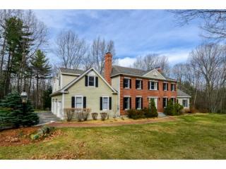 1 Hubbard Rd, Amherst, NH 03031-2416