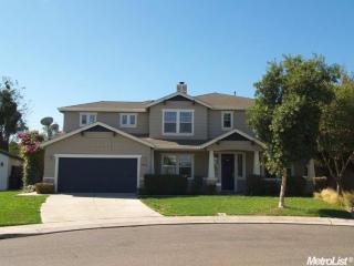 1924 Generations Dr, Modesto, CA 95356-8753