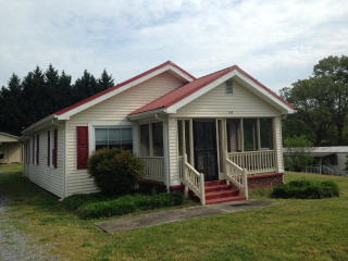 310 Quillian Rd, Dalton, GA 30721-8125