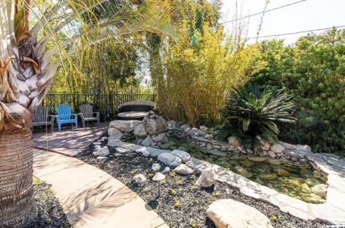2328 Chapman Rd, Glendale CA  91214-3013 exterior