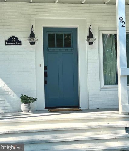 92 Berrywood Dr, Severna Park MD 21146-2001 exterior